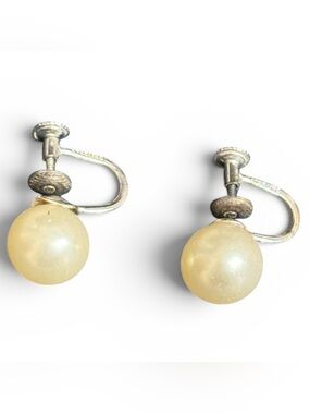 Vintage Crown Trifari Faux Pearl Earrings Silver Tone Signed Mid 1950’s
